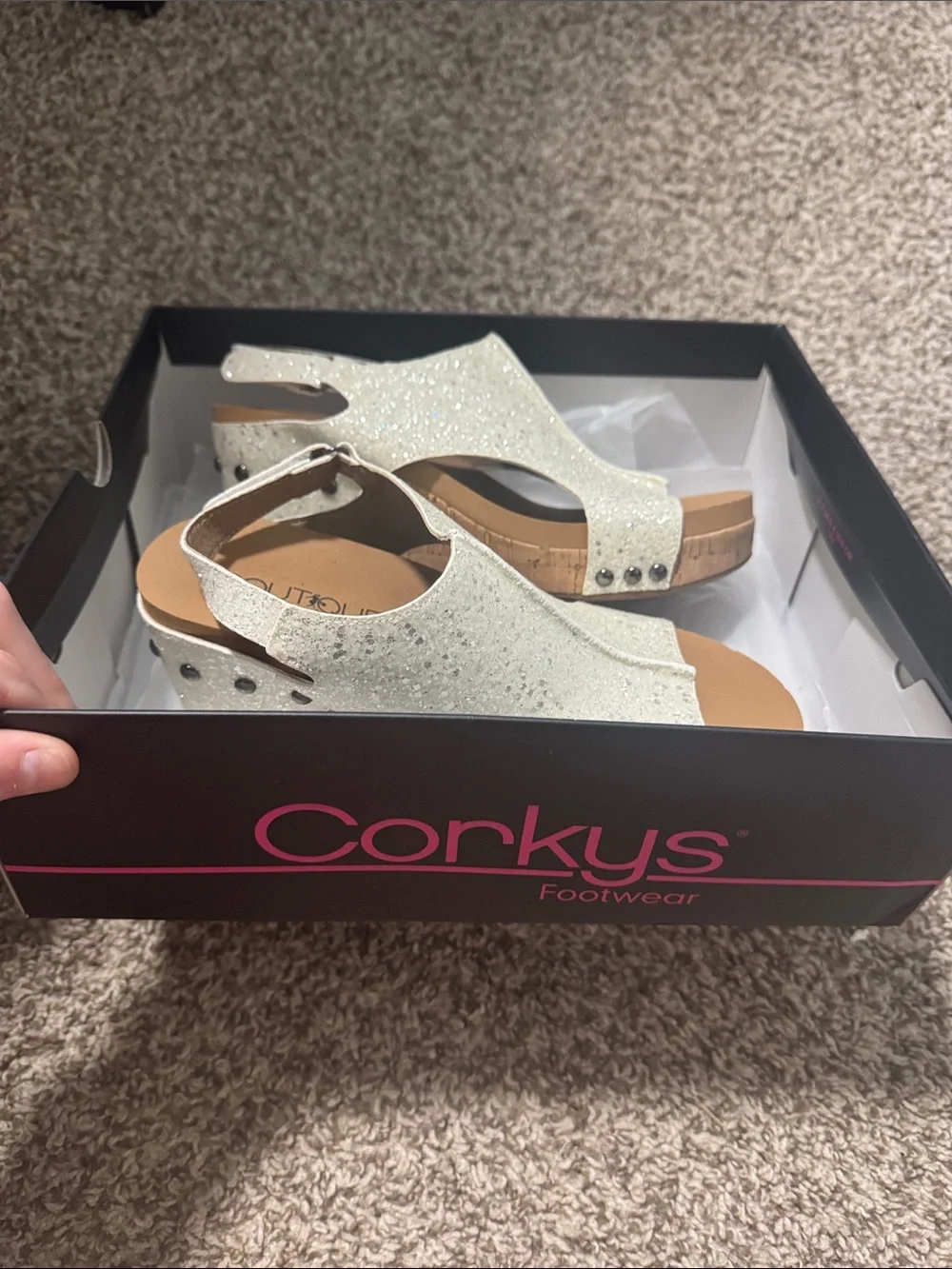 NWT Corkys Boutique Ivory Glitter Cork Wedge Sandals Size 8